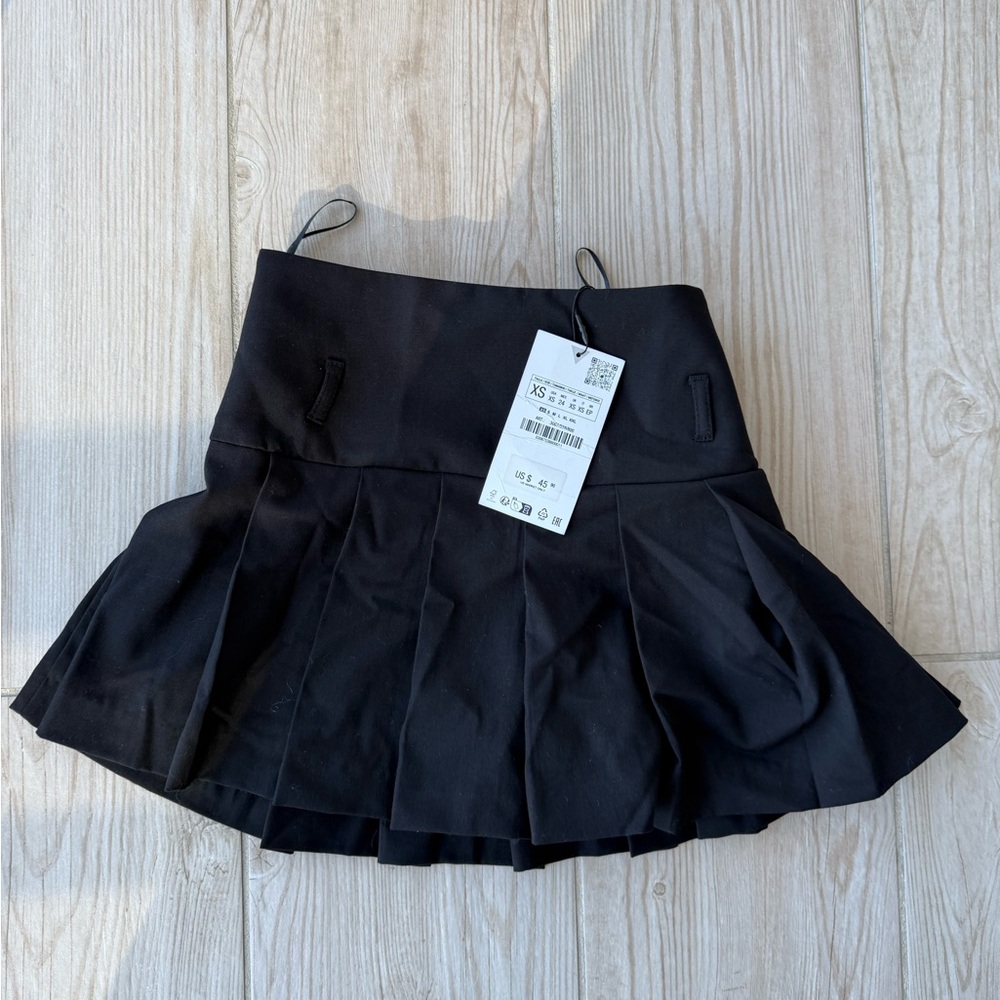 Zara Black Pleated Women's Skirt